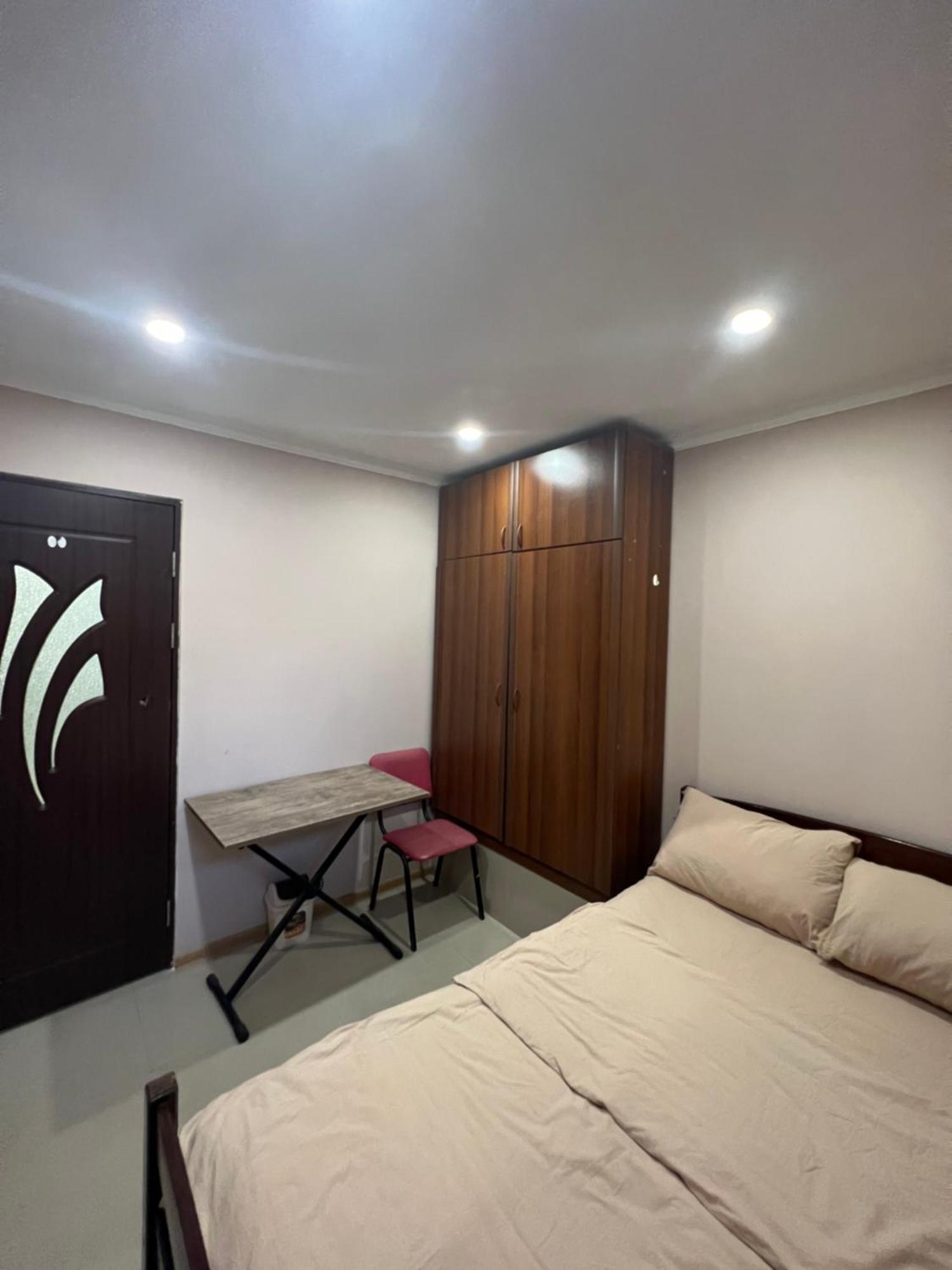 Pushkiin Hotell Jerevan Exteriör bild