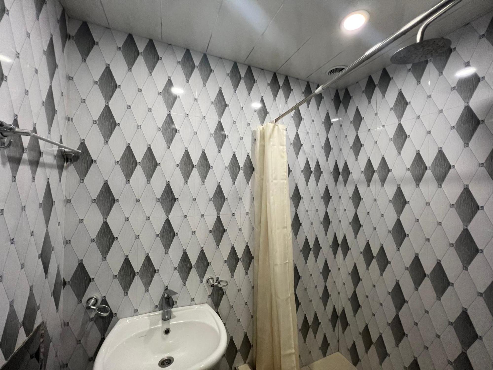 Pushkiin Hotell Jerevan Exteriör bild